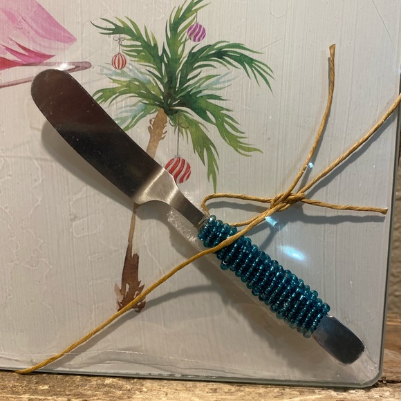 Christmas Flamingo Cutting Board With Spreader, Glass Flamingo Cutting Board - Picture 9 of 16